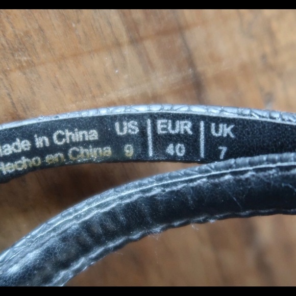 ALDO snakeskin design wedge sandals - Picture 6 of 6